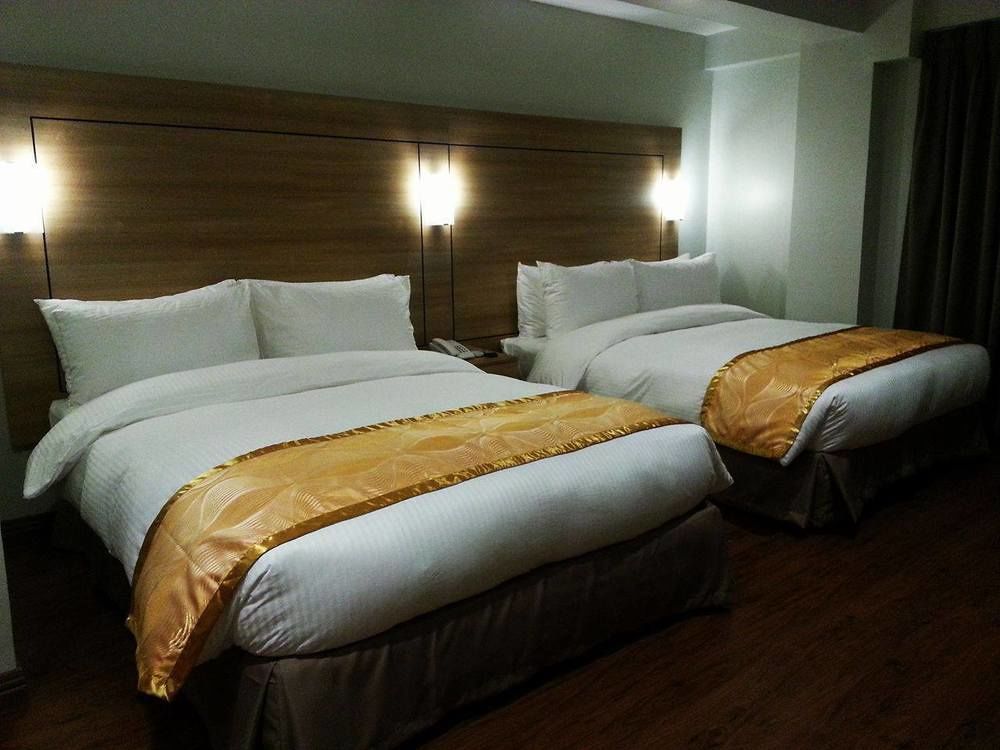 Vista Real Hotel Tagaytay City Eksteriør bilde