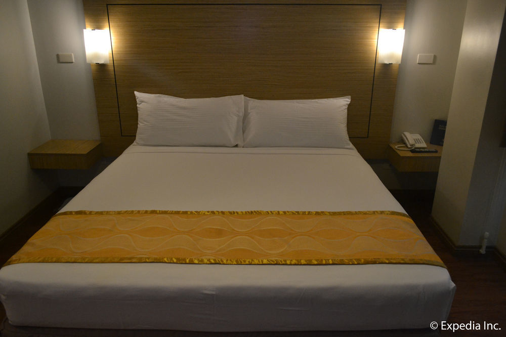 Vista Real Hotel Tagaytay City Eksteriør bilde