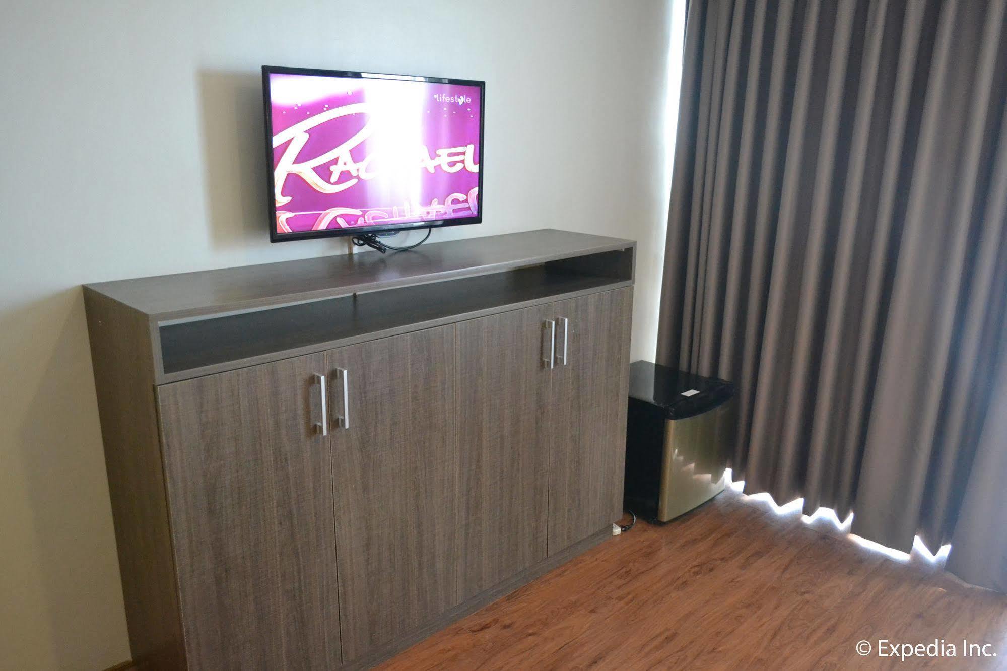 Vista Real Hotel Tagaytay City Eksteriør bilde