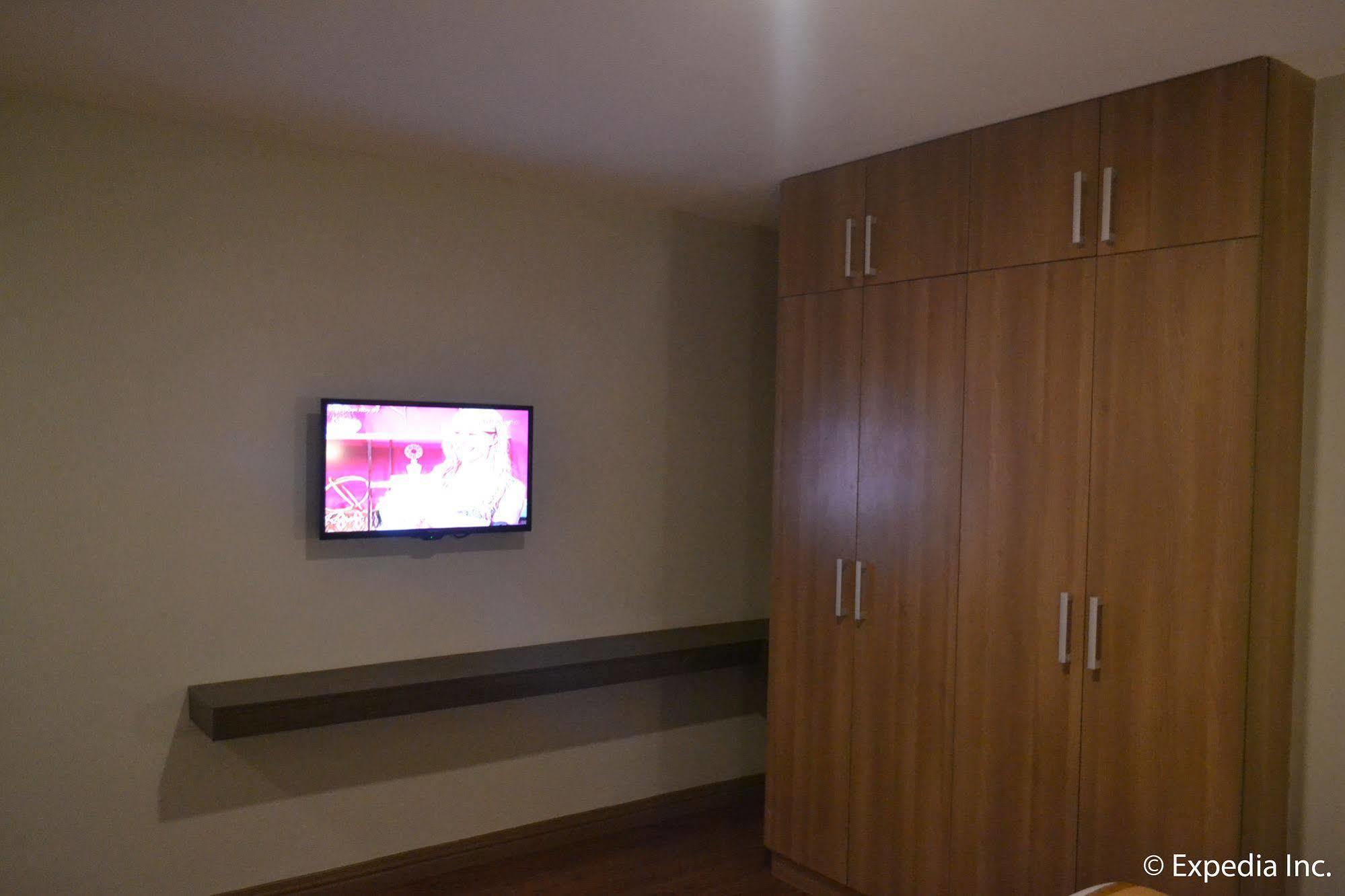 Vista Real Hotel Tagaytay City Eksteriør bilde