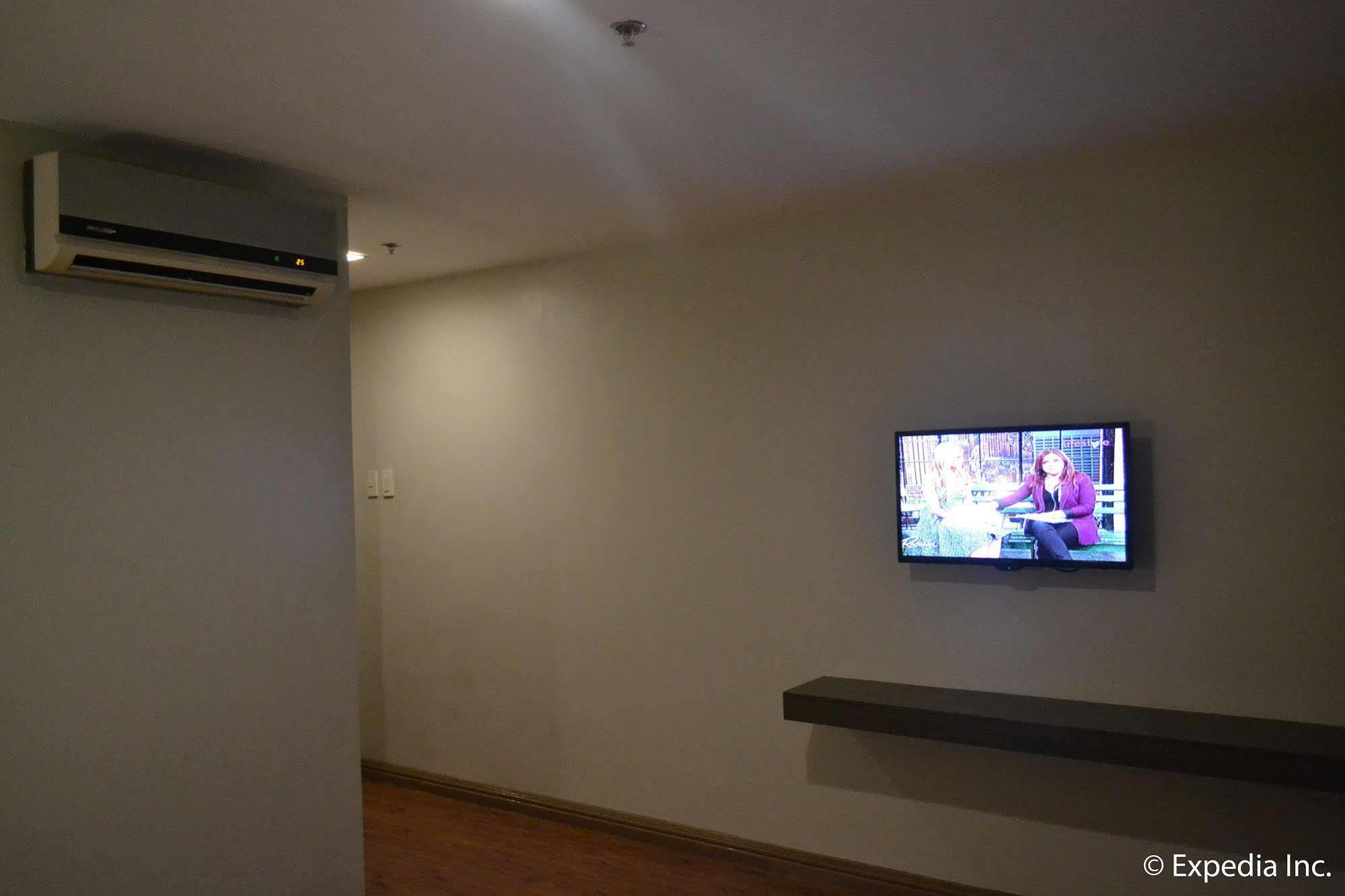 Vista Real Hotel Tagaytay City Eksteriør bilde